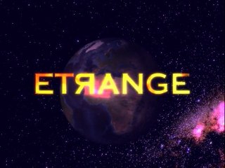 ETRANGE - LE FANTOME DE LA MAISON CLOSE