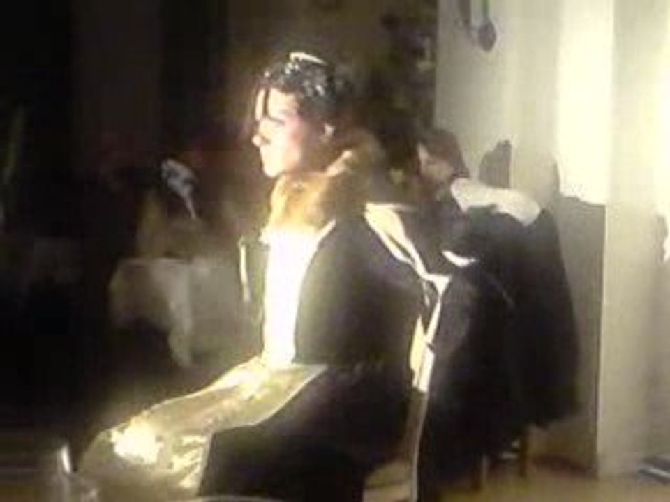 JESSY TRANSFORMISTE FLORENCE FORESTI.....ISABELLE ADJANI