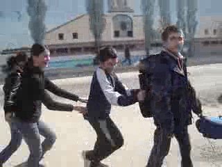 2ème Partie de A la sortie du collège