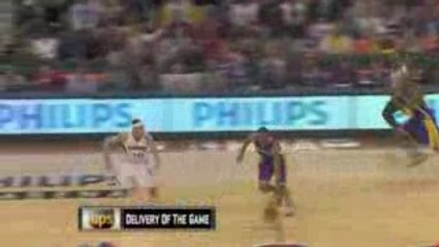 NBA Trevor Ariza delivers a nifty spinning behind-the-back t