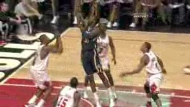 NBA Tyrus Thomas throws Roy Hibbert's shot attempt into the