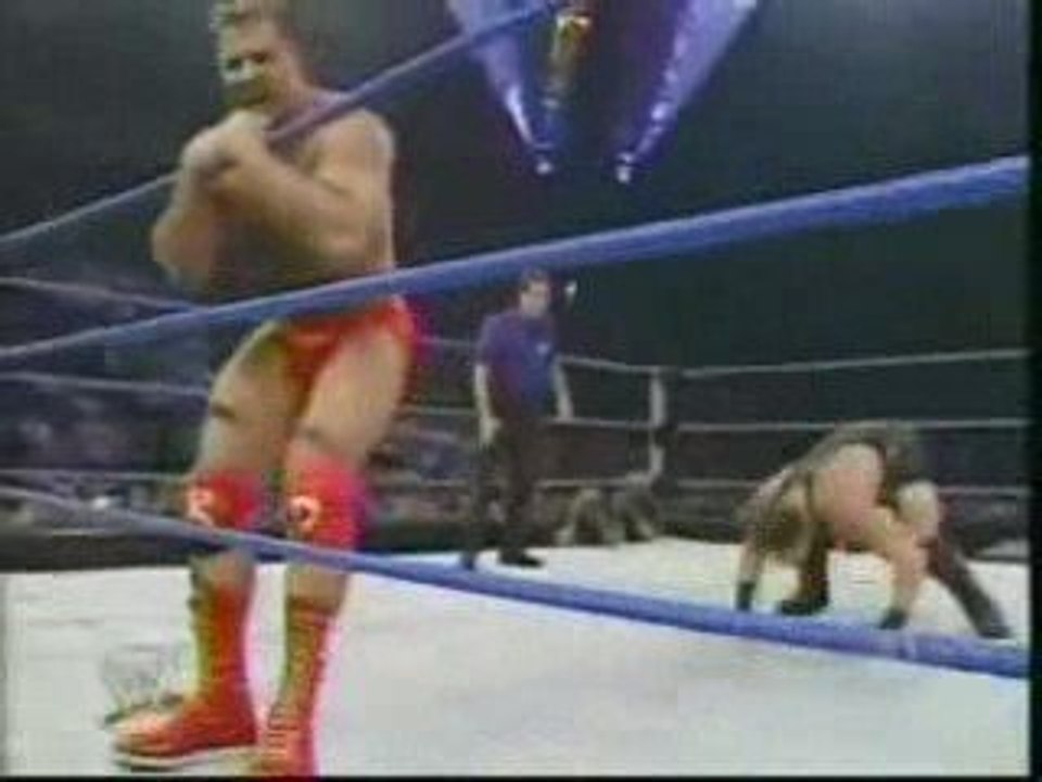 Rob Van Dam vs Rene Dupree 19.8.04