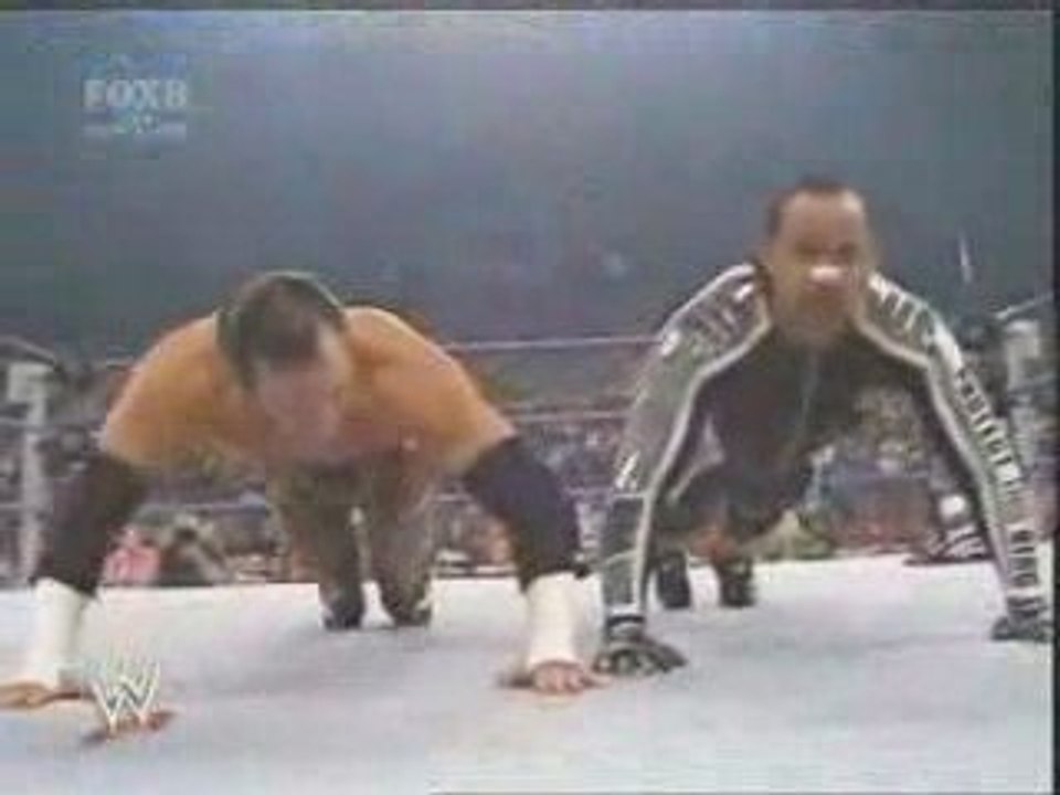 Matt Hardy vs MVP Push up Contest