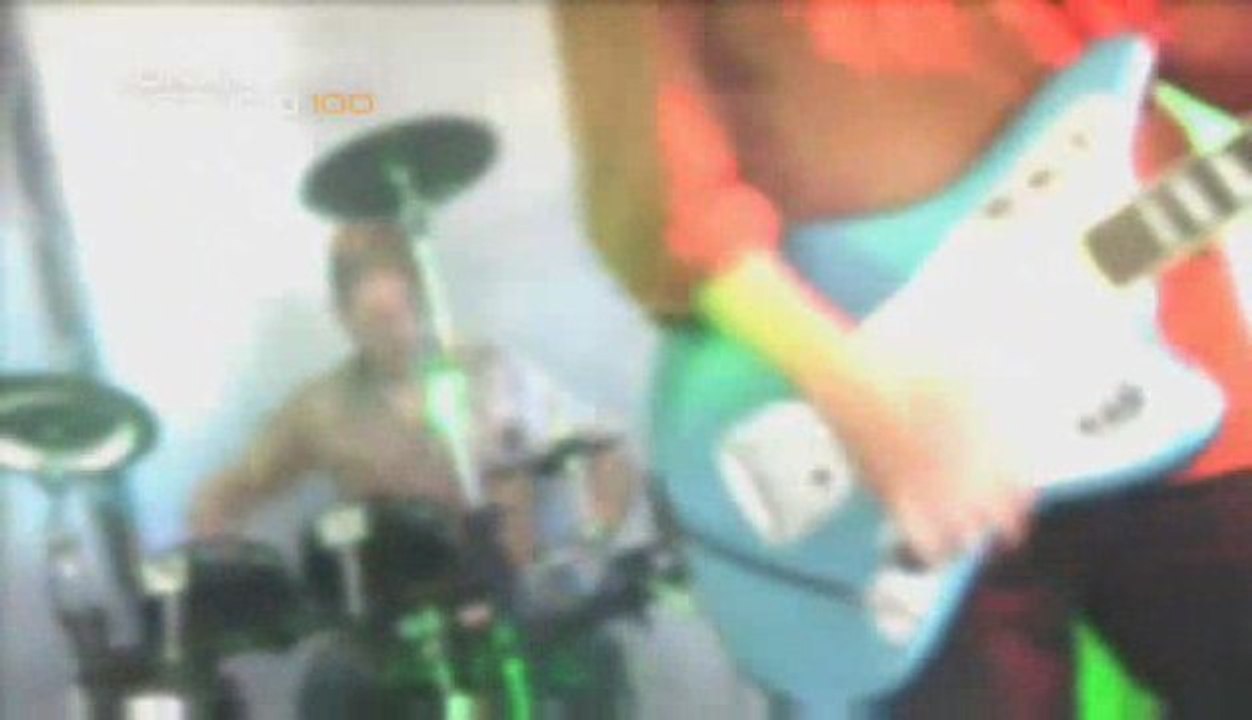 Play Backing Tracks & Mix Gigs Easily: SONAR V-Studio 100