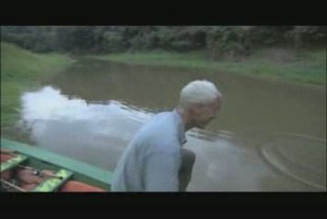 River Monsters - Swimming with Piranhas