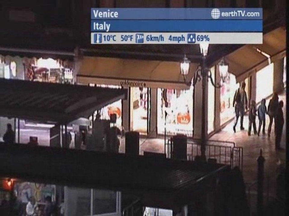 Honolulu - USA, New York - USA, Niagara Falls - Canada, Saint-Malo - France, Venice - Italy, Izmir - Turkey, Dubai - United Arab Emirates