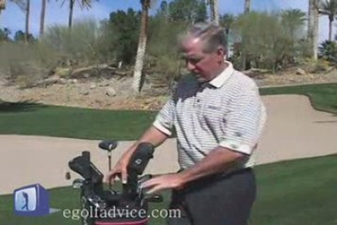 Where The Putter Should Be Placed In the Bag