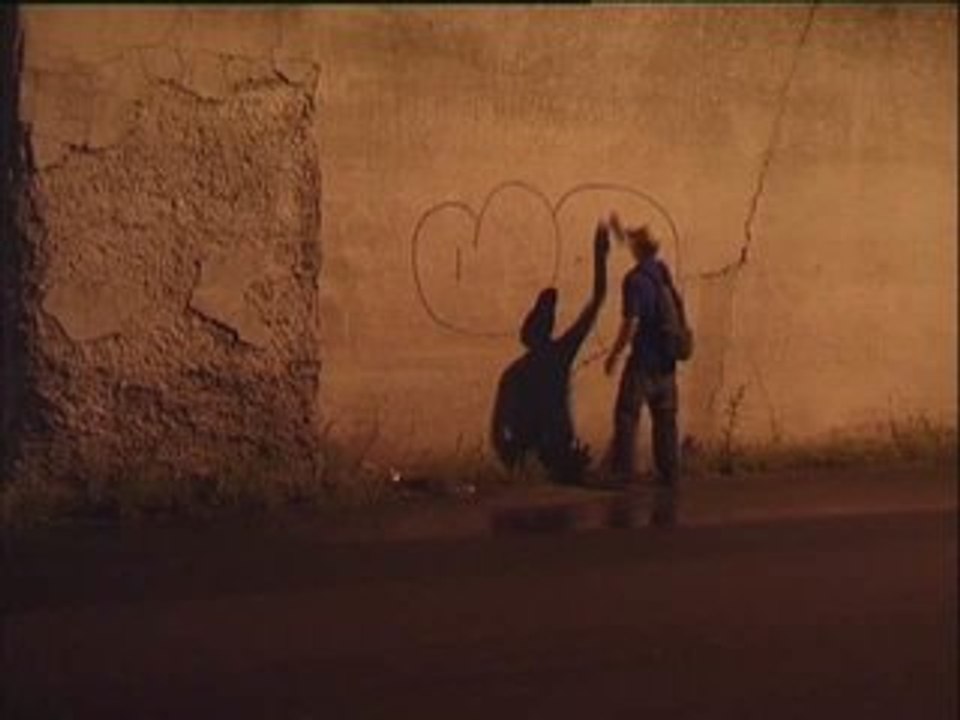 WHUZZUP GOES BRONX: GRAFFITI GRAVEYARDZ