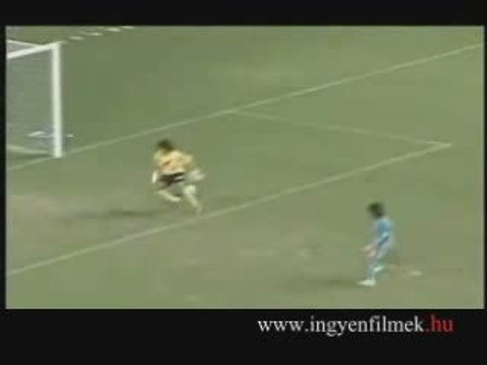 Gardien de foot maladroit