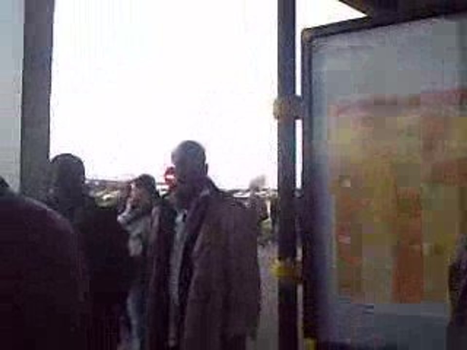 le 30.03.08 toujours les grèvistes pour nos 4 copains