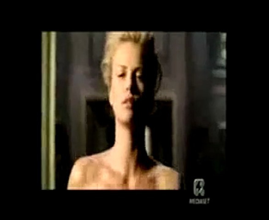 J'adore Dior Charlize Theron (parodie)