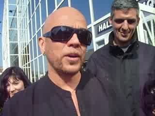 Pascal à la sortie du studio