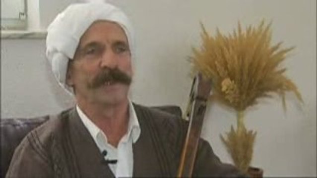 Un Albanais critique le Gouvernement mafieux du Kosovo.