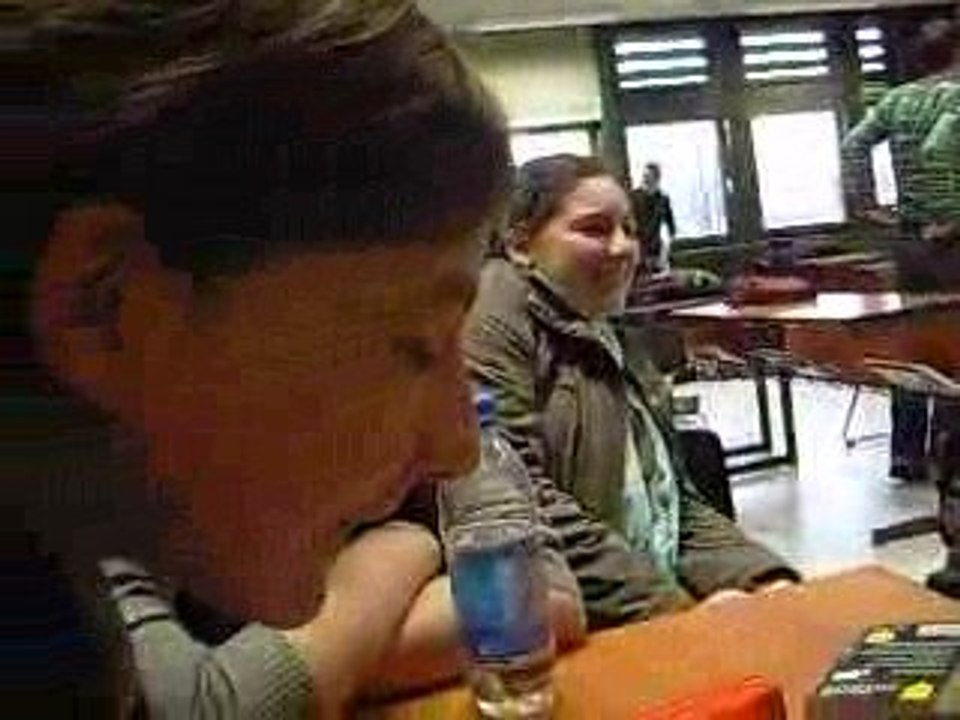 Dans la salle d'attente si je puis dire