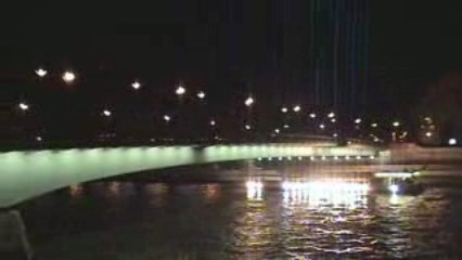 LA traverser du bateau sur la seine