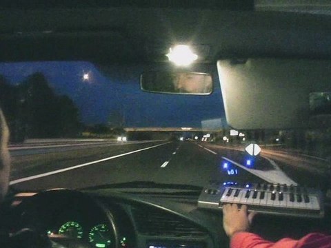 Dedans Dehors 1.1 / Dedans avec DIMONE Dans ta cour