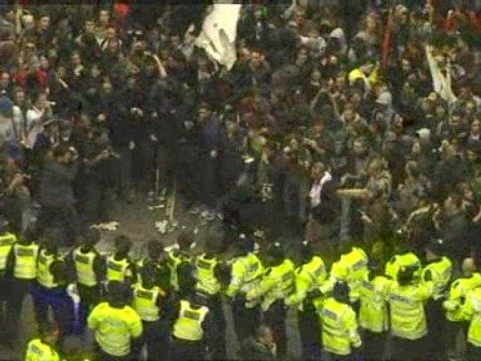 G20 protests turn violent