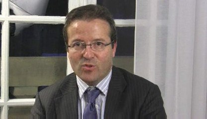 "Questions à" : La question des ressources des jeunes