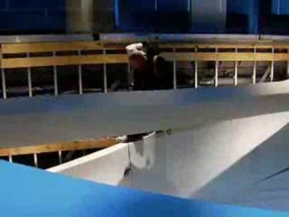 GIORGIO ARMANI 5TH AVENUE NEW YORK 2009 WWW.EPR-HOODIA.COM