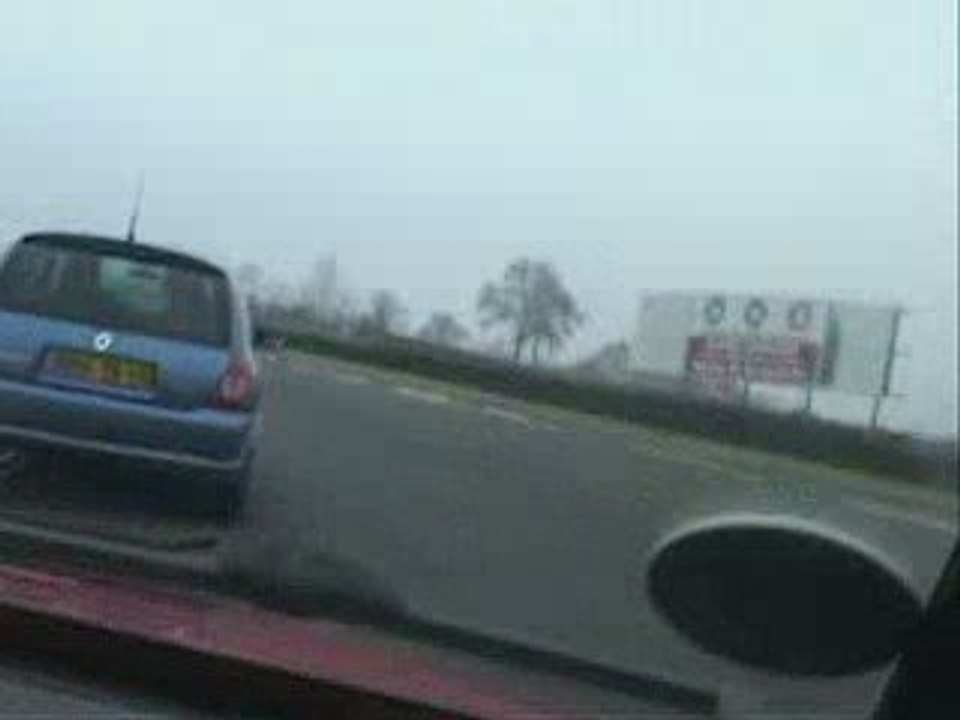 Escort rs turbo vs clio rs2 ragnotti_ La Chatres 2006