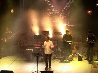 Concert de l'Espoir 2008 - 21 Show must go on André