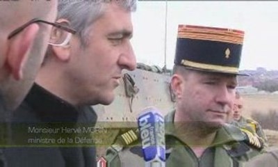 Présentation du VBCI au ministre de la défense