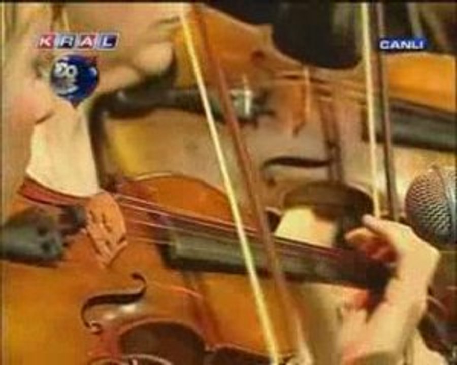 Murat Boz - Dağlar Dağlar Canli Performans