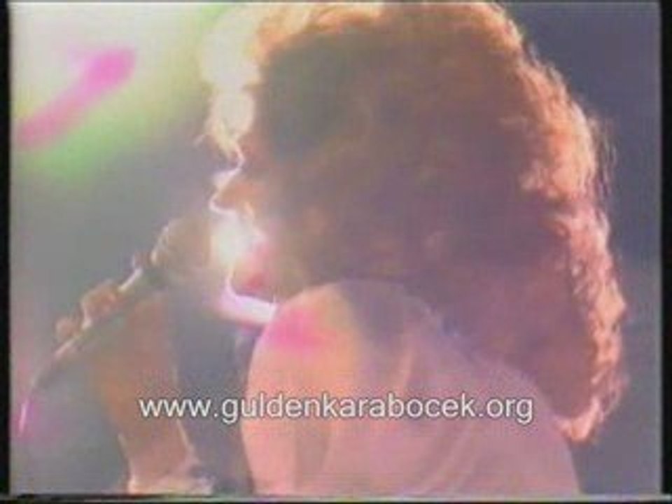Gülden Karaböcek - Ağlıyorsam Yaşıyorum (Konser)