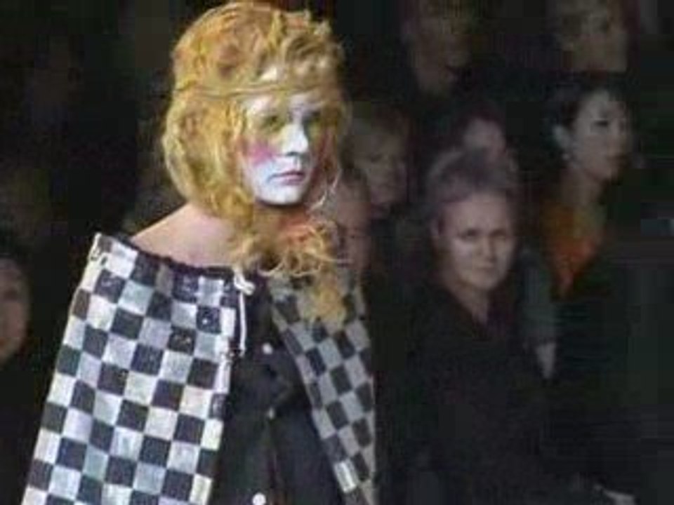 comme de garcon ['08: 'comme elle']