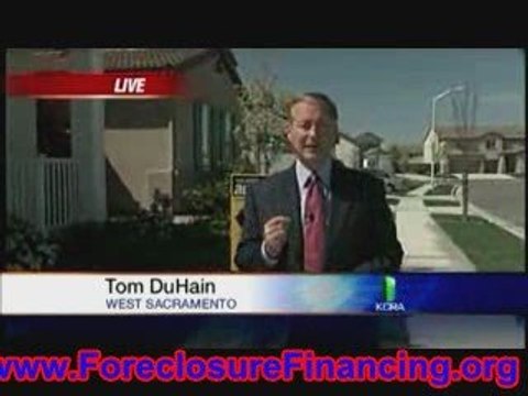 Foreclosures Spark Curbside Auction Sales