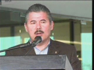 Hector Polo, Noticia: 090401 becas styps