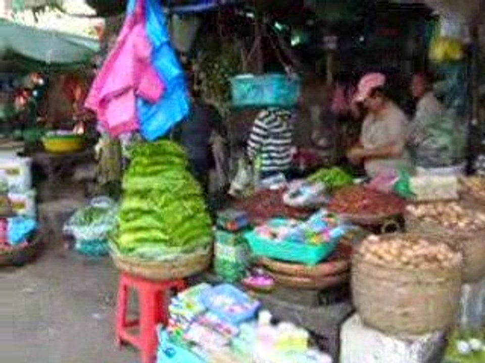Cambodge 2009 - Ambiance dans une rue de Phnom Penh