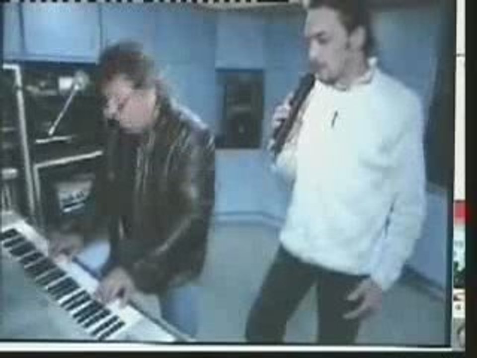 JOHNNY Junior