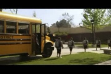 Weeds Intro - Season 2 Episode 1 - Elvis Costello