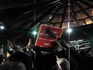 l'entrée du Stade Olympique après le Match Santos-Impact