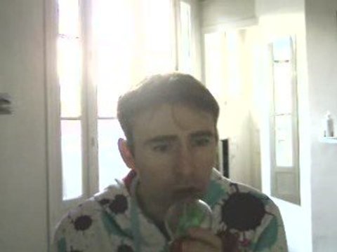 Wiwi égratigne L'important c'est toi et moi