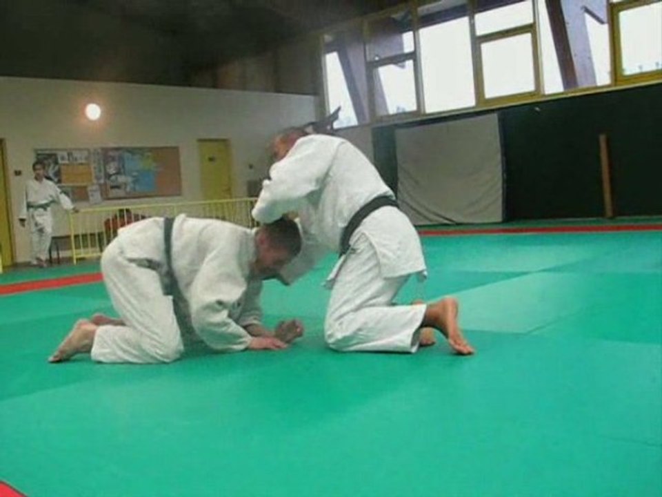 Kusure yoko shiho gatame