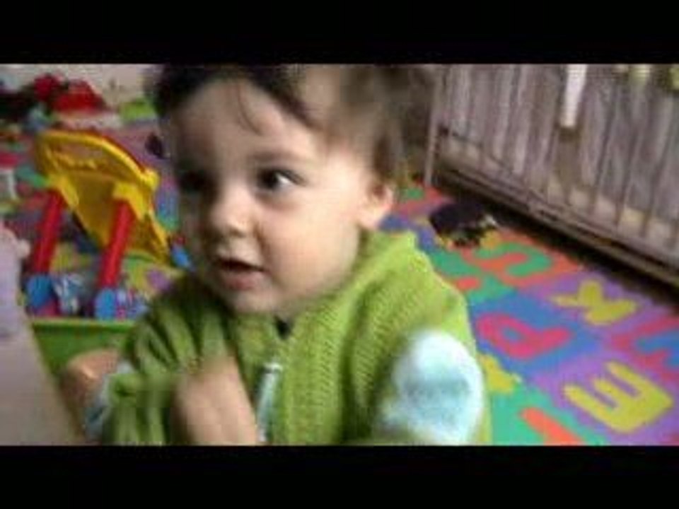 Ilan aime les puzzles