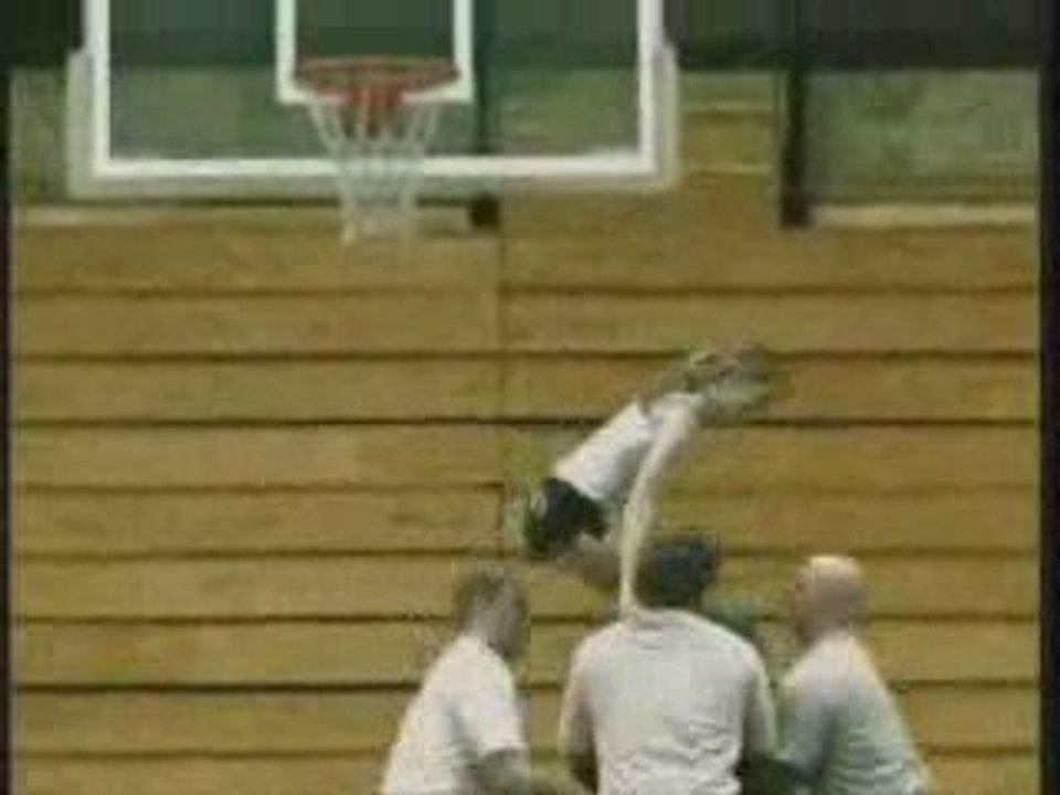 Basket_-_girl