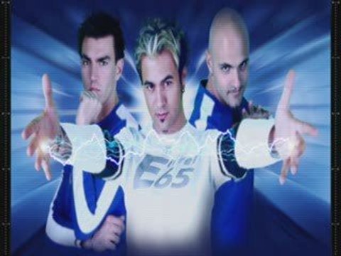 Eiffel 65- You spin me round ( first version of right round)