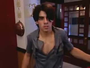 Extrait - J.O.N.A.S vostfr (nouvelle série)