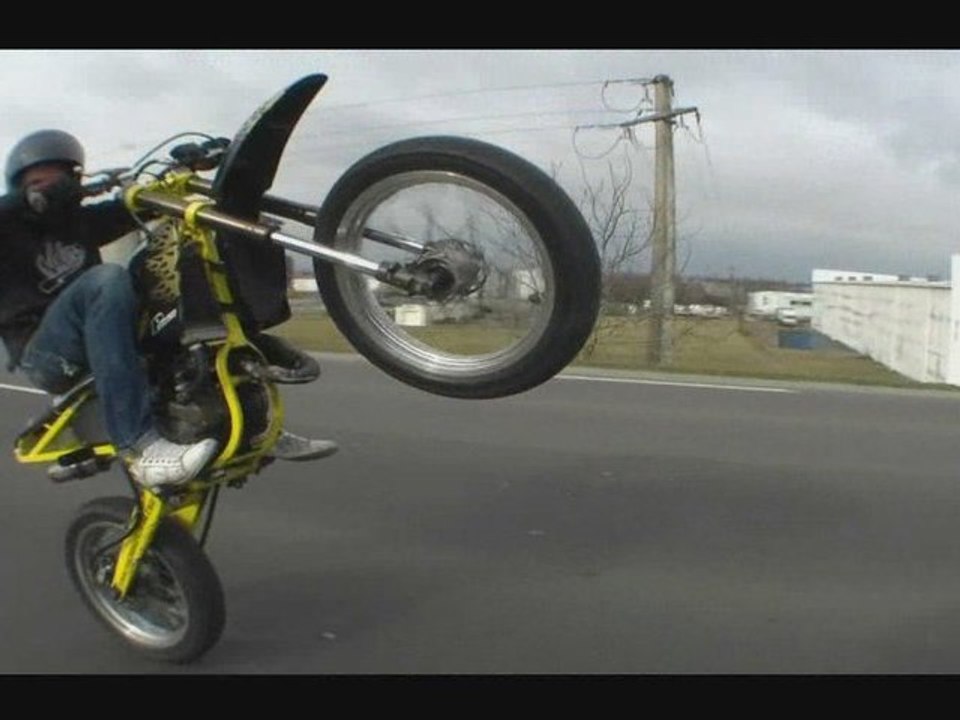Stunt : Week end breton 720p