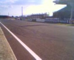 Courage ligne droite le mans