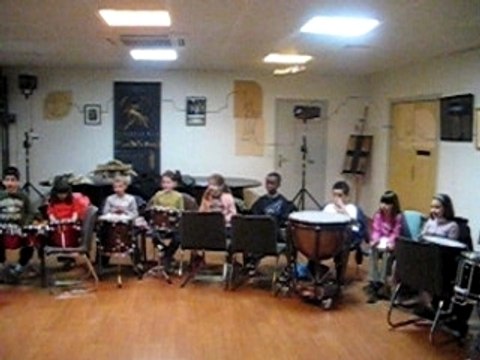 20090403 atelier percussions avec Miguel (12)
