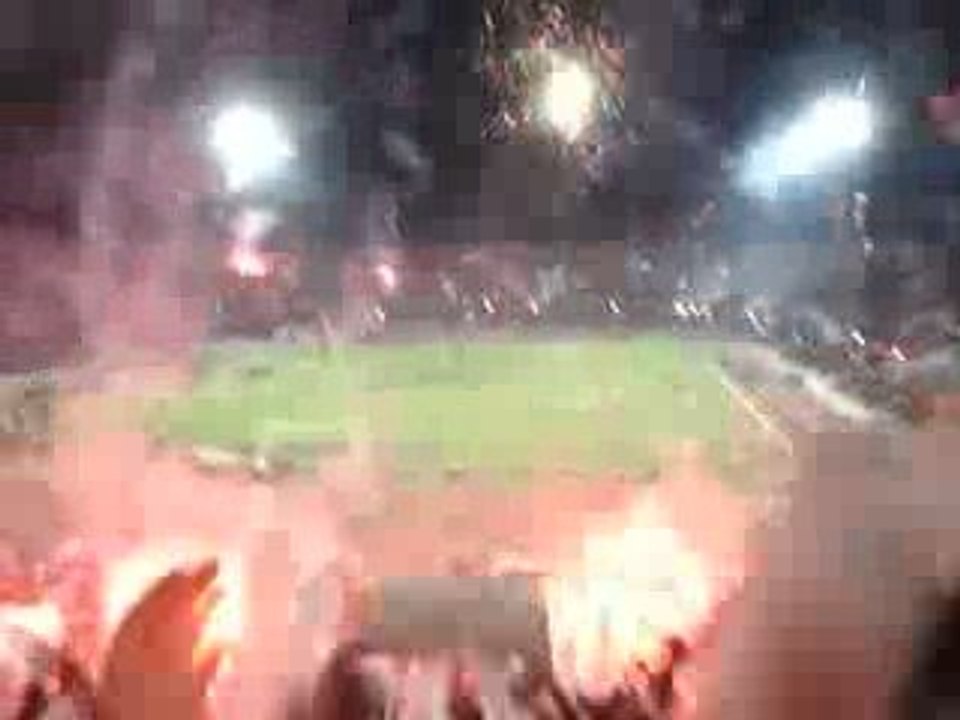 ULTRAS Colo Colo Entrée des joueurs ambiance de ouf