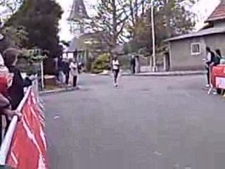 Arrivée vainqueur 10km de Lacq