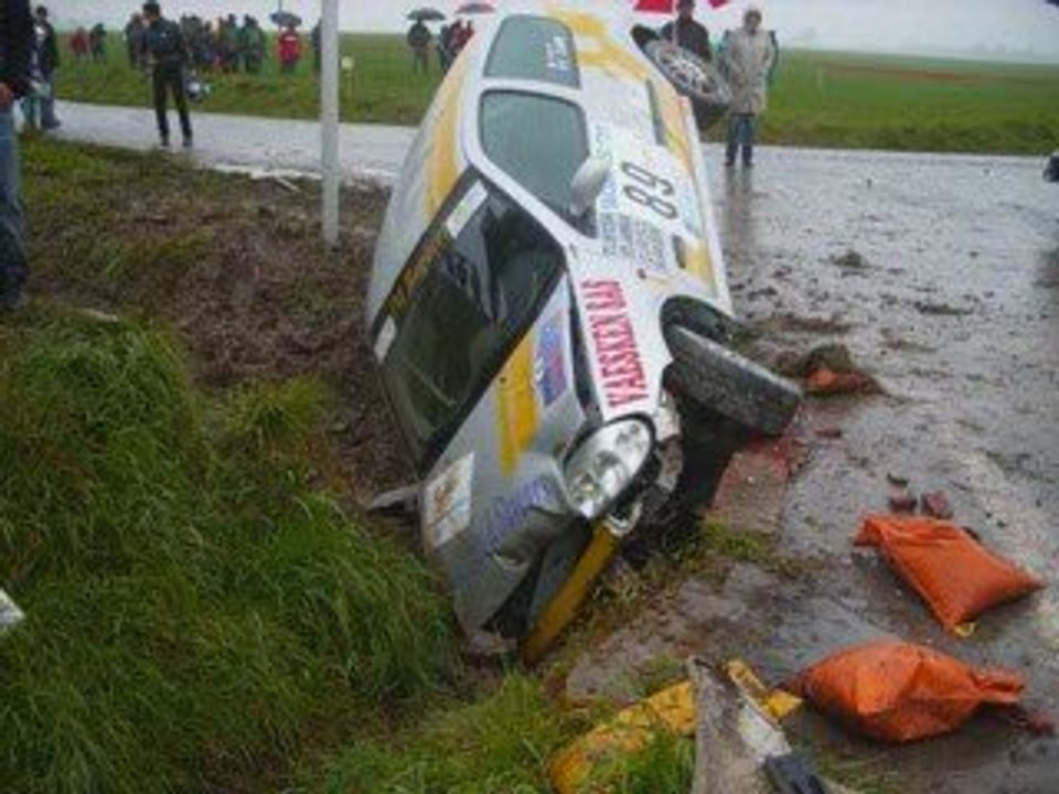 montage photos crash  rallye de la lys 2008