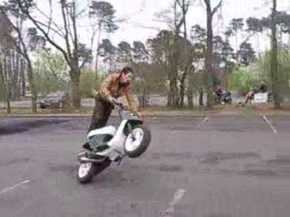 Booster circle stunt spirite72