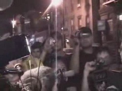 Alex Jones gets arrested in New York - 9-8-07