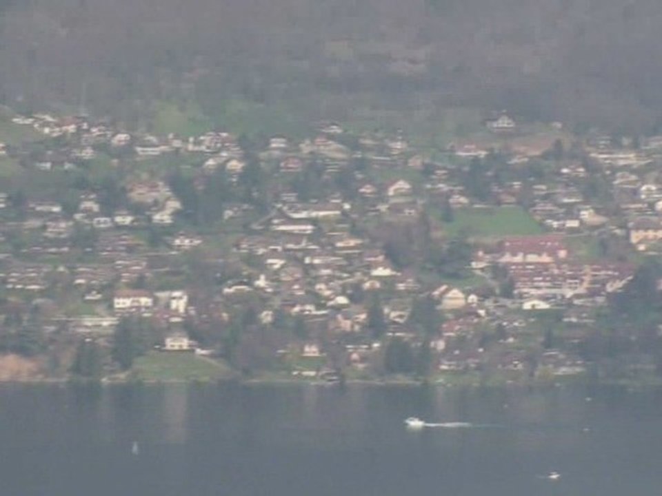 Panorama sur le lac d'Annecy depuis la croix de chuguet
